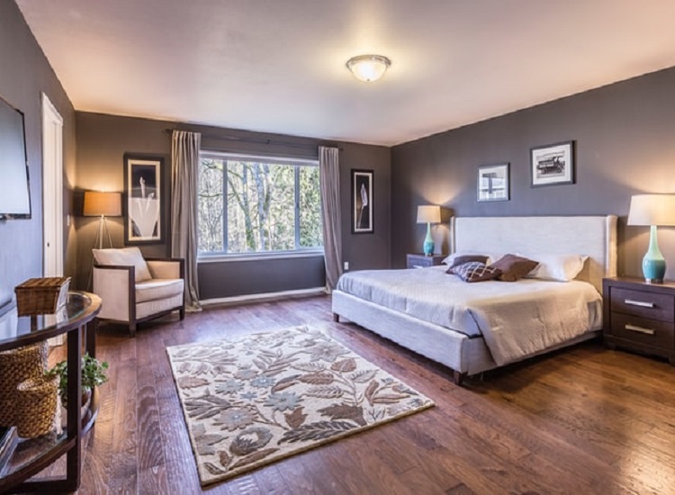 Unique Ideas for Room Dividers and Making a Bedroom Look Bigger